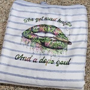 Beach Towel - Pool - Bath Towel - She got a mad hustle and dope soul Fuzzy Towel